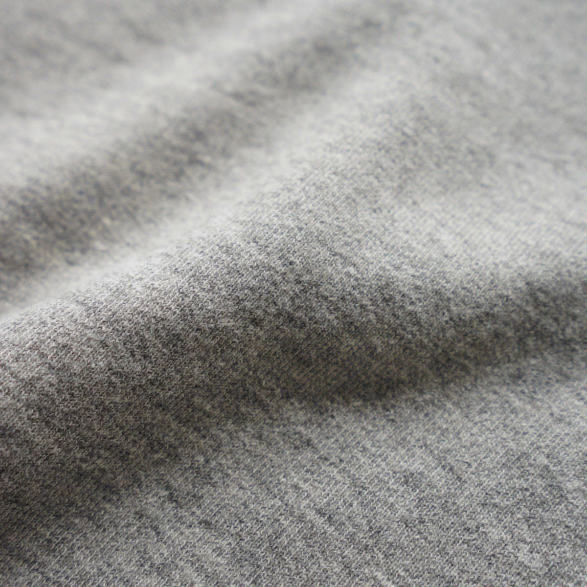 HOODED SWEATSHIRTS