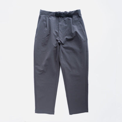 ONE TUCK TAPERED STRETCH PANTS