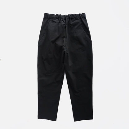 ONE TUCK TAPERED STRETCH PANTS