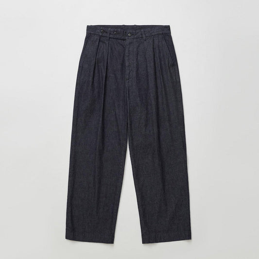 WASHED LIGHT DENIM TUCKED TROUSERS