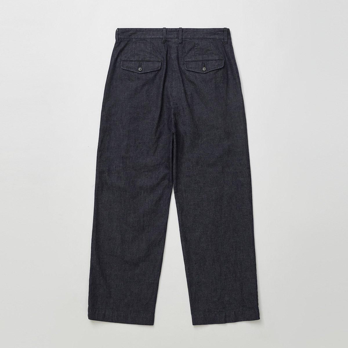 WASHED LIGHT DENIM TUCKED TROUSERS