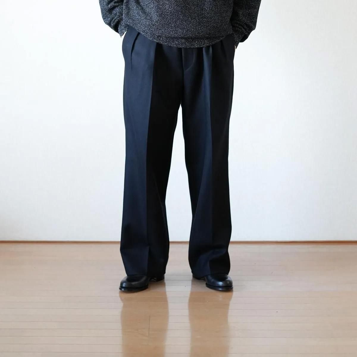SUPER FINE LIGHT MELTON TUCKED TROUSERS (BLACK)