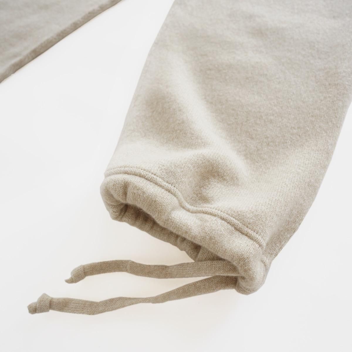 GOLDEN CASH SWEATPANTS