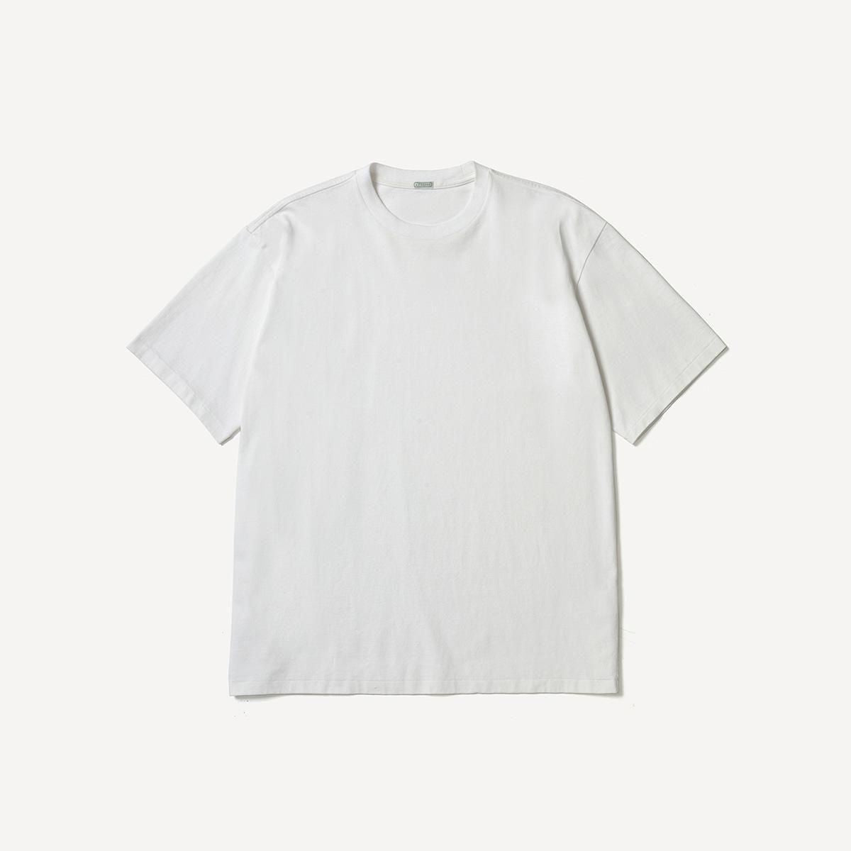LIGHTWEIGHT T-SHIRT