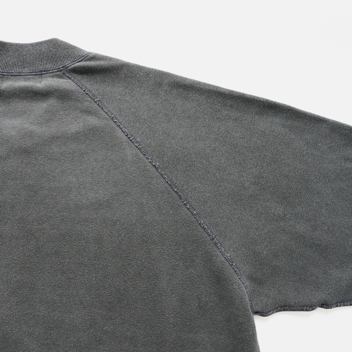 ZIP UP SWEATSHIRT