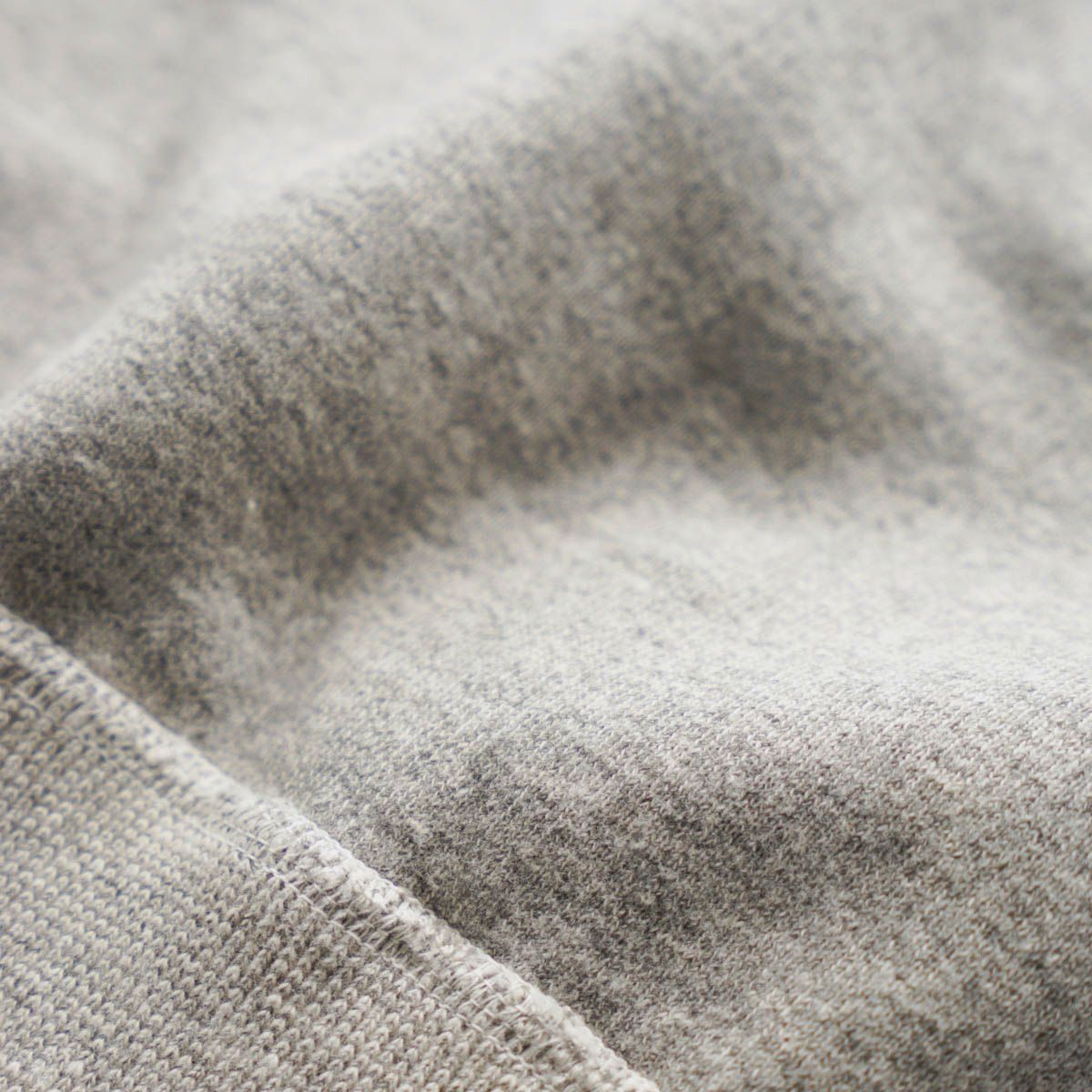 CREWNECK SWEATSHIRTS