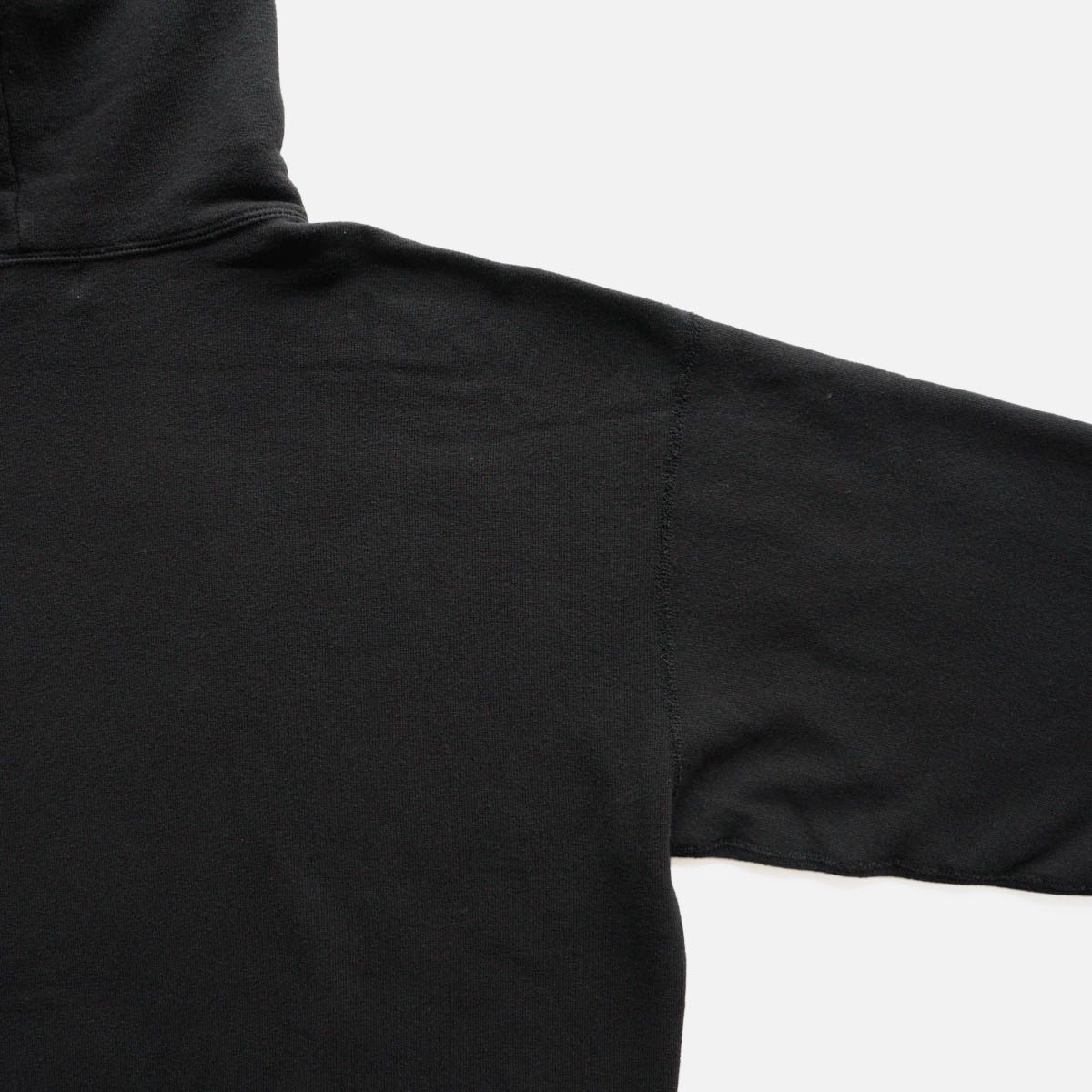 HOODED SWEATSHIRTS