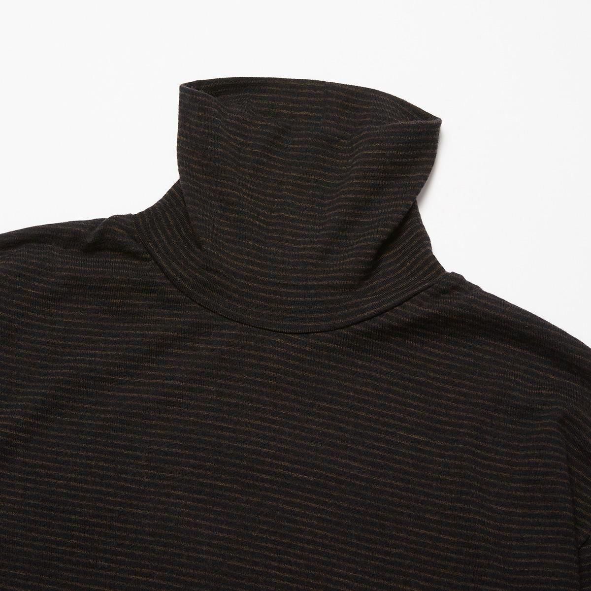SUPER FINE WOOL COTTON TURTLE-NECK TOP (BROWN × BLACK)