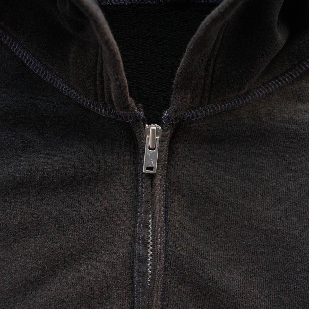 ZIP UP HOODED SWEATSHIRT