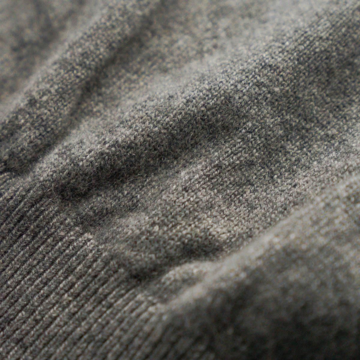 GOLDENCASH PULLOVER